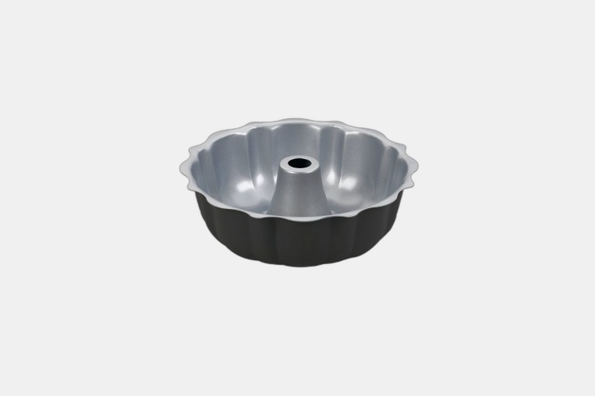 Cuisinart Chef's Classic Fluted Cake Pan