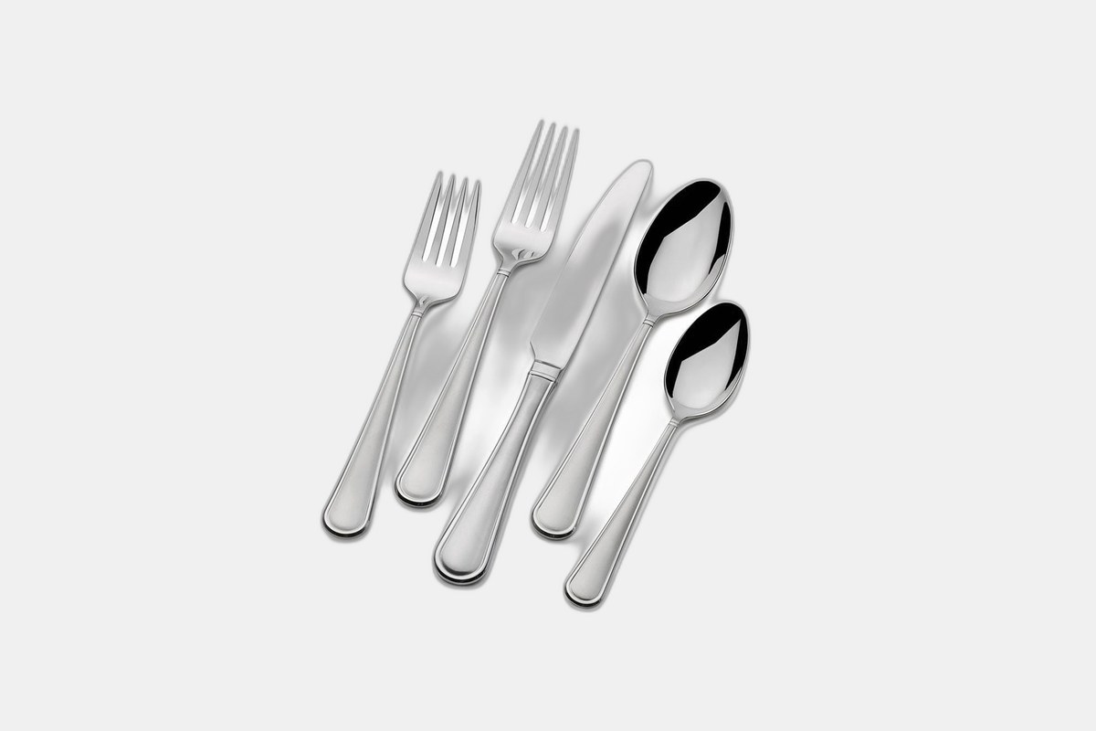 Mikasa Virtuoso Frost 65-Piece Flatware Set