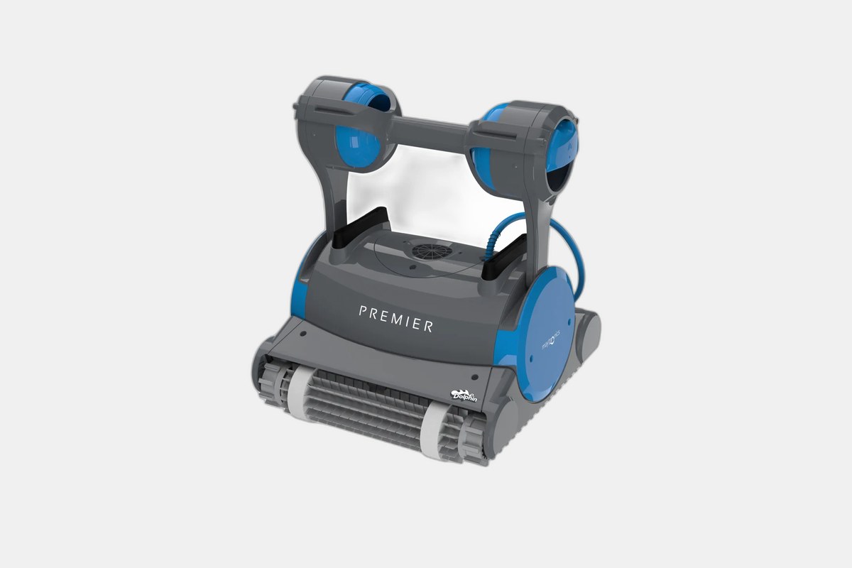 The 8 Best Robotic Pool Cleaners